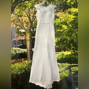 David’s bridal wedding dress , off white , lace button up back .